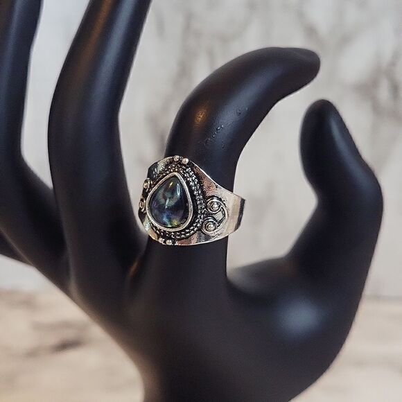 Gemstone Labradorite Pearl Shape Silvery Rings Size 6 - Picture 3 of 9
